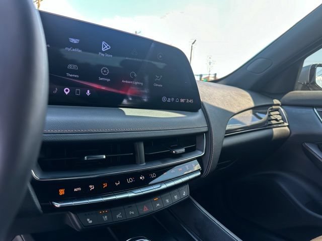 Used 2026 Cadillac CT5 V w/ Technology Package AWD/4WD image 18