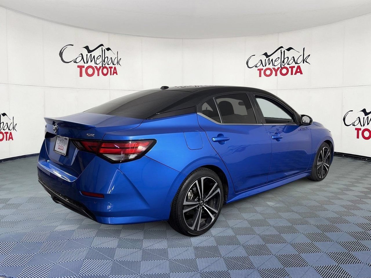 Used 2022 Nissan Sentra SR FWD image 7