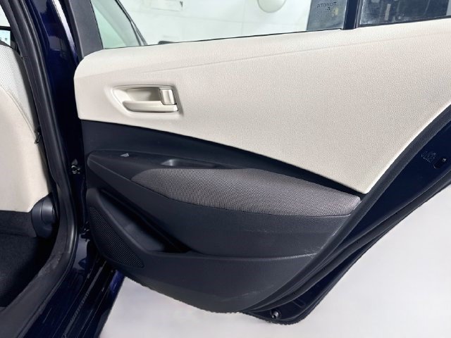 Used 2025 Toyota Corolla LE FWD image 26