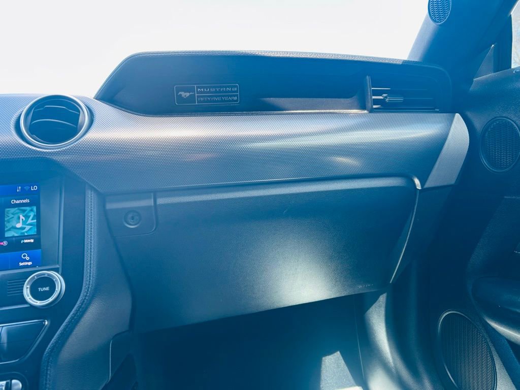 Used 2020 Ford Mustang EcoBoost w/ Equipment Group 101A image 31