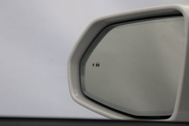 Used 2020 Cadillac XT4 Sport AWD/4WD image 26