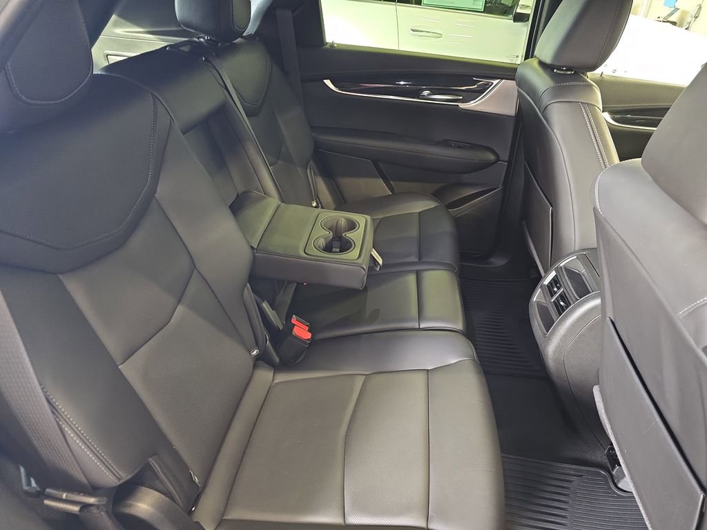 Used 2022 Cadillac XT5 Premium Luxury image 14