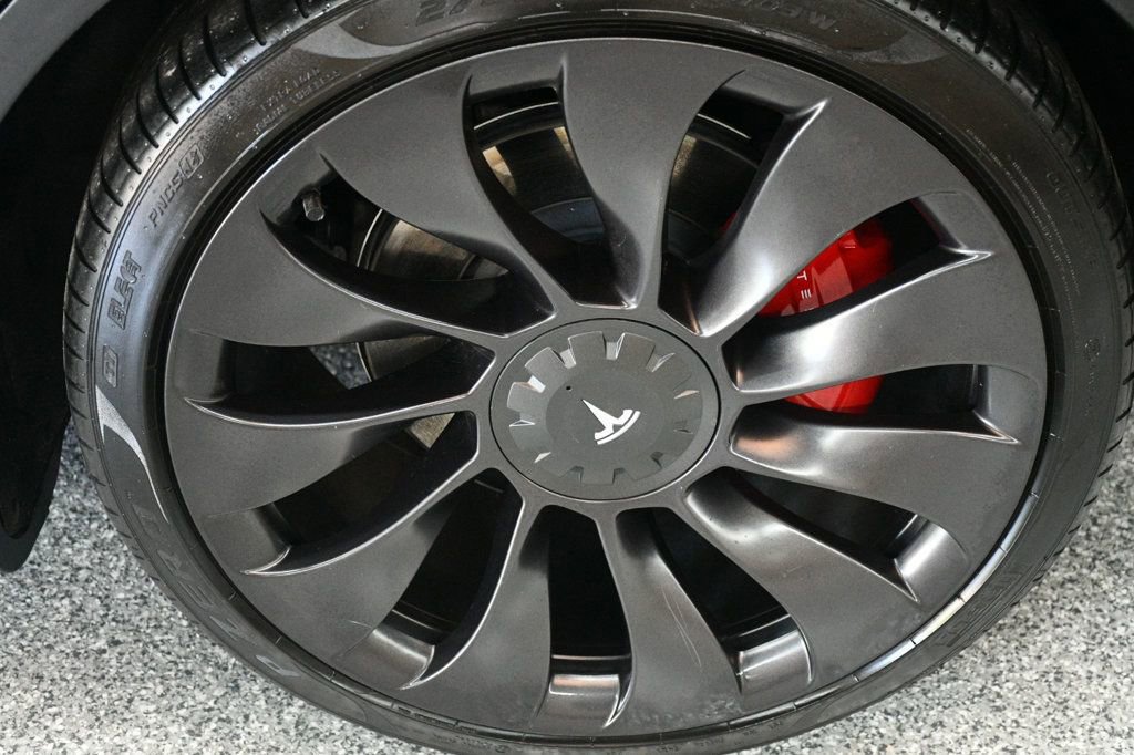 Used 2021 Tesla Model Y Performance AWD/4WD image 19