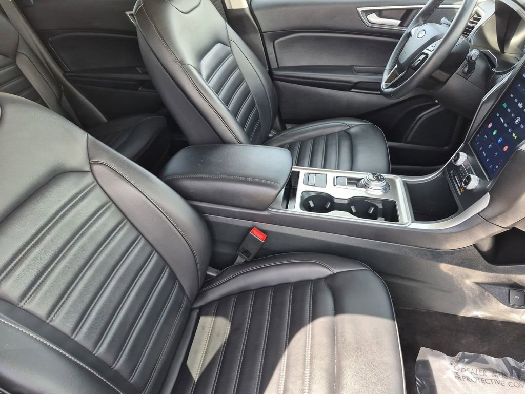 Used 2024 Ford Edge SEL image 16