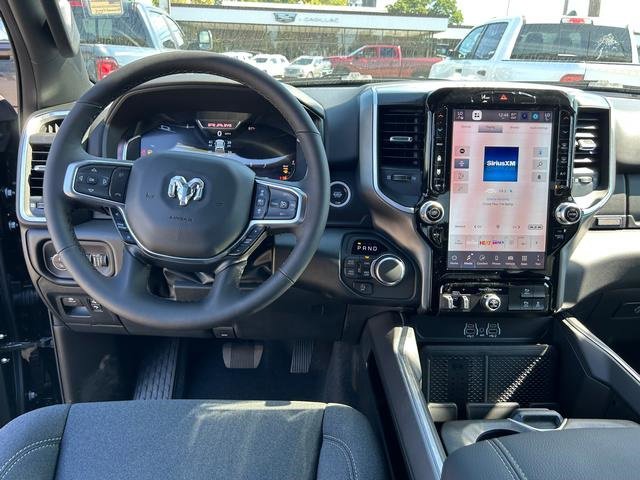 New 2026 RAM 1500 4x4 Crew Cab image 16
