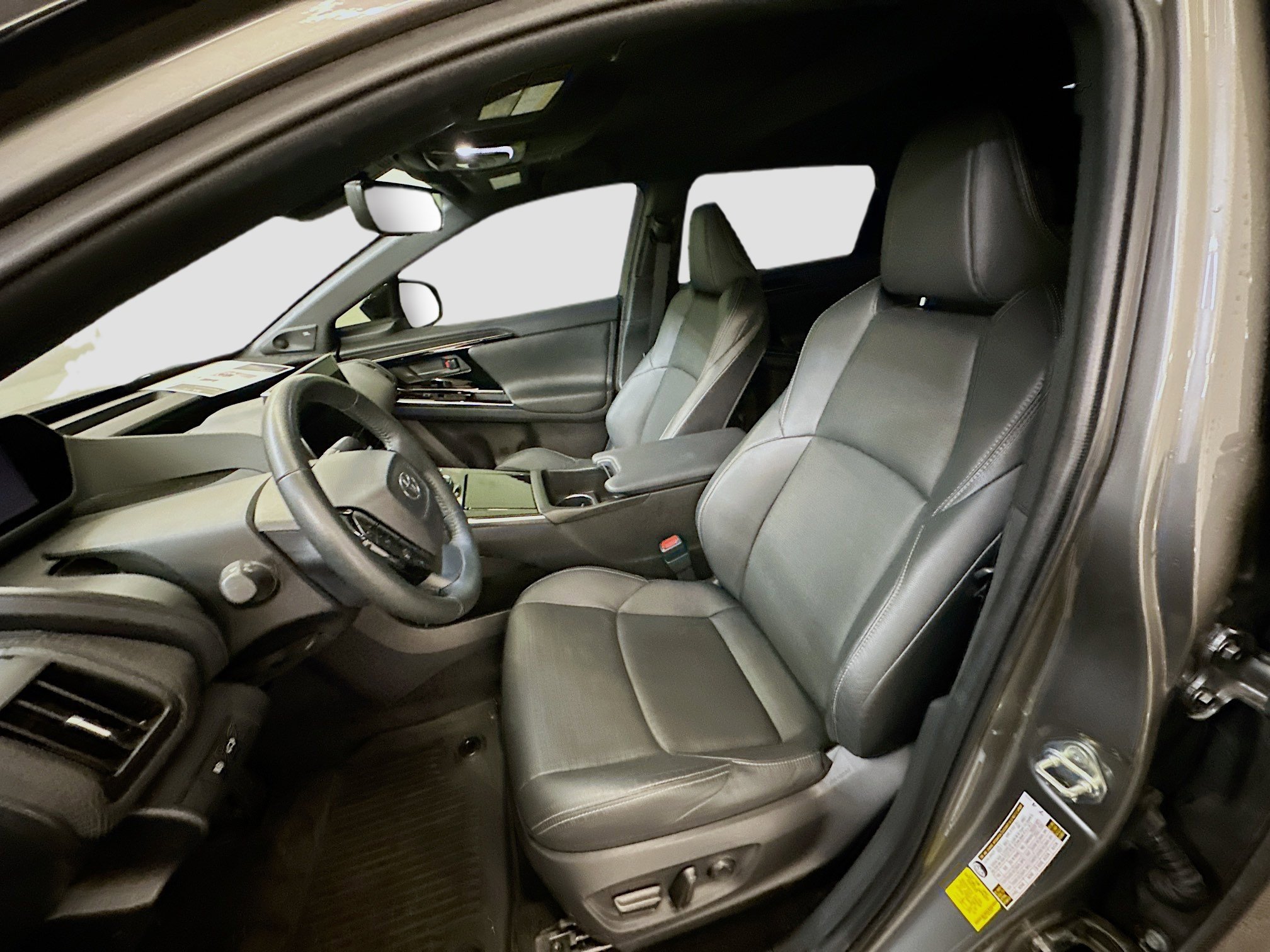 Used 2023 Toyota bZ4X Limited w/ Weather Package AWD/4WD image 13