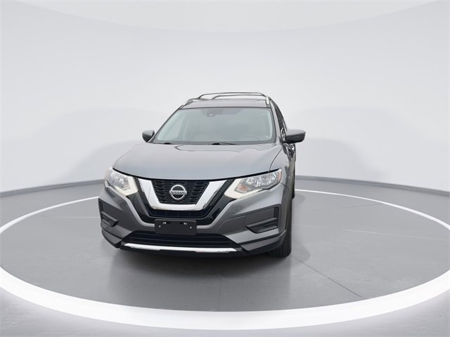 Used 2019 Nissan Rogue SV w/ Premium Package image 3