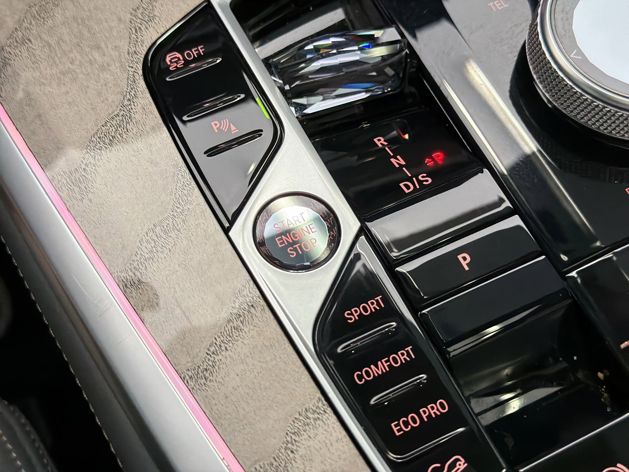 Certified 2025 BMW X7 M60i AWD/4WD image 26