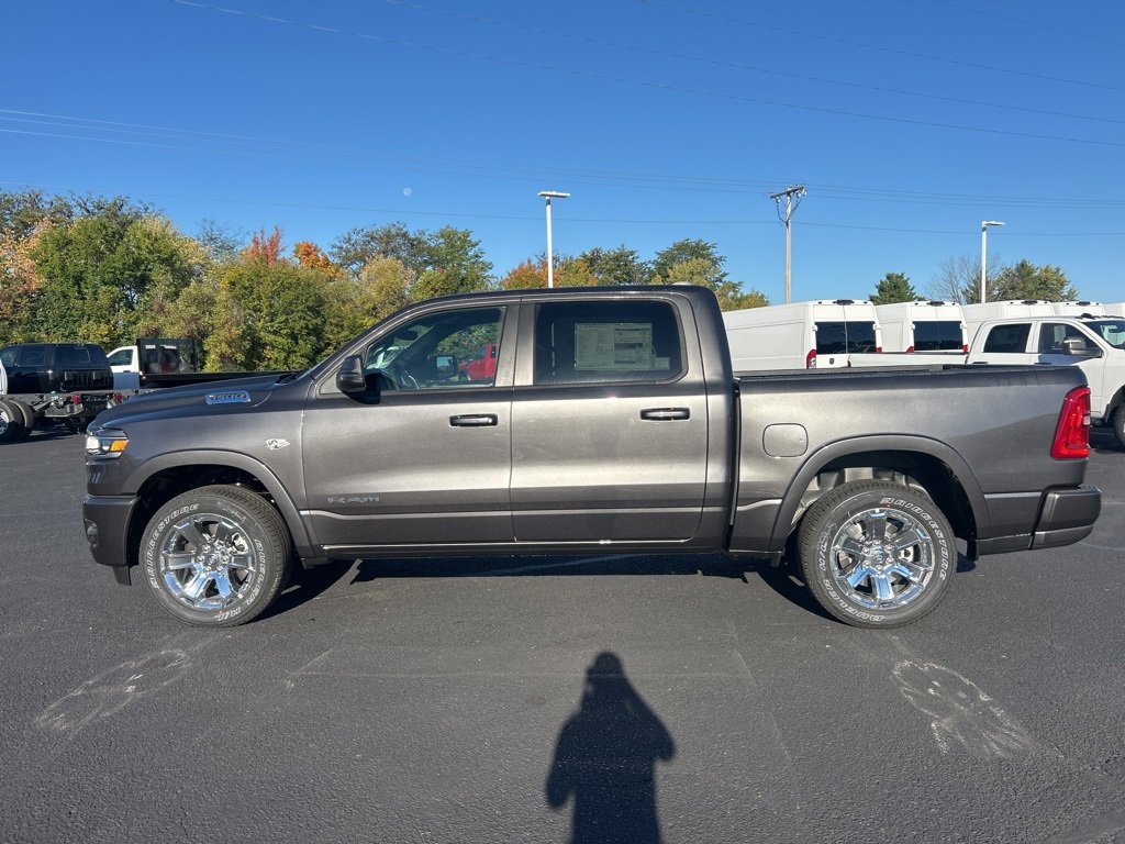 New 2026 RAM 1500 4x4 Crew Cab image 4