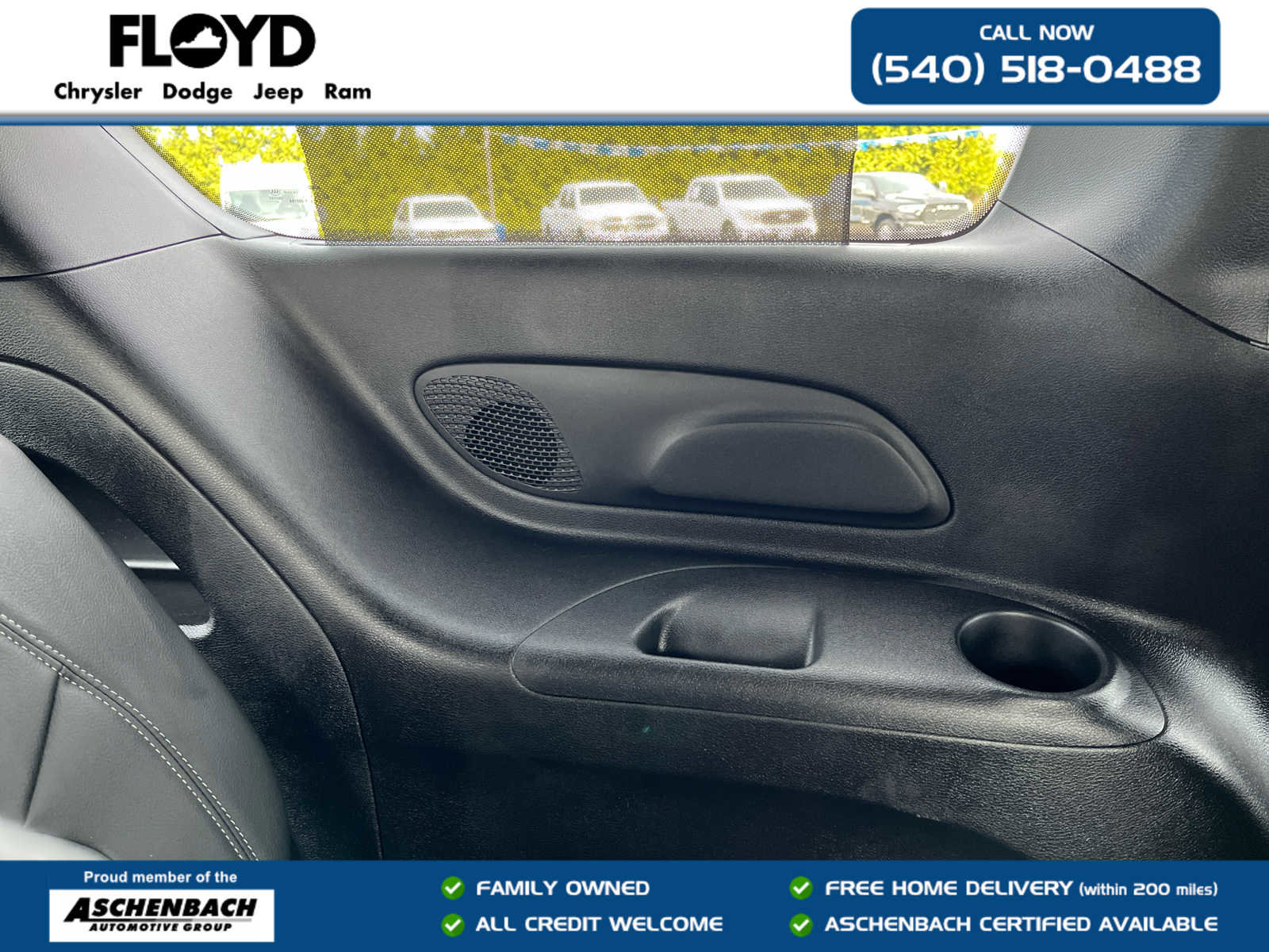 Used 2020 Chrysler Pacifica Touring-L w/ Advanced Safetytec Group image 29