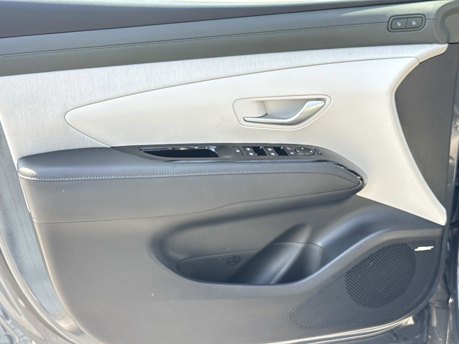 New 2026 Hyundai Tucson Limited AWD/4WD image 9