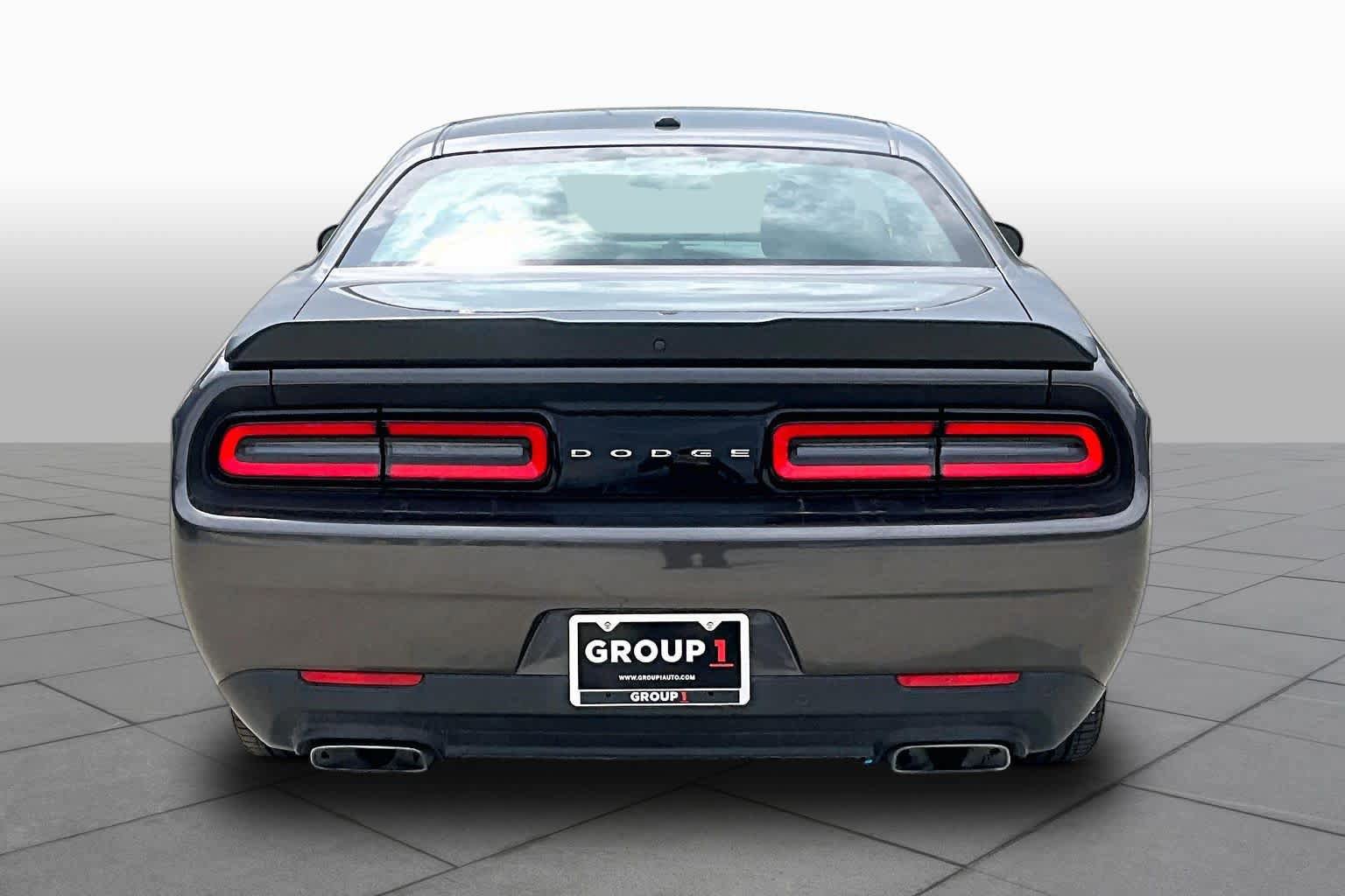Used 2023 Dodge Challenger R/T RWD image 5