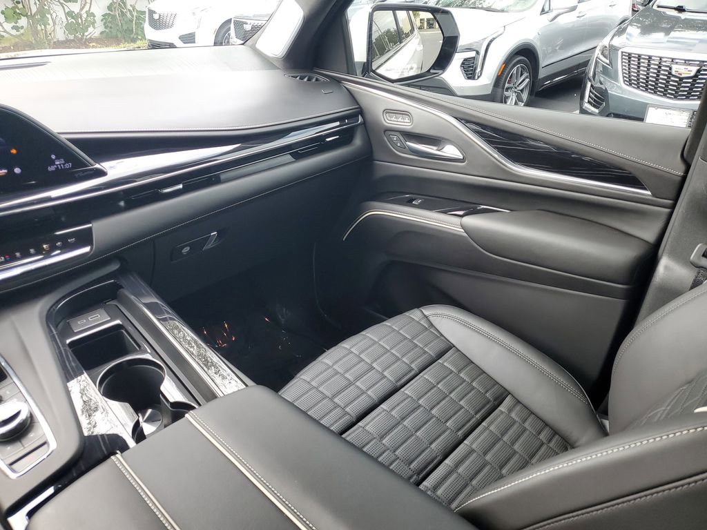 Certified 2024 Cadillac Escalade V w/ LPO, ONYX Package image 18