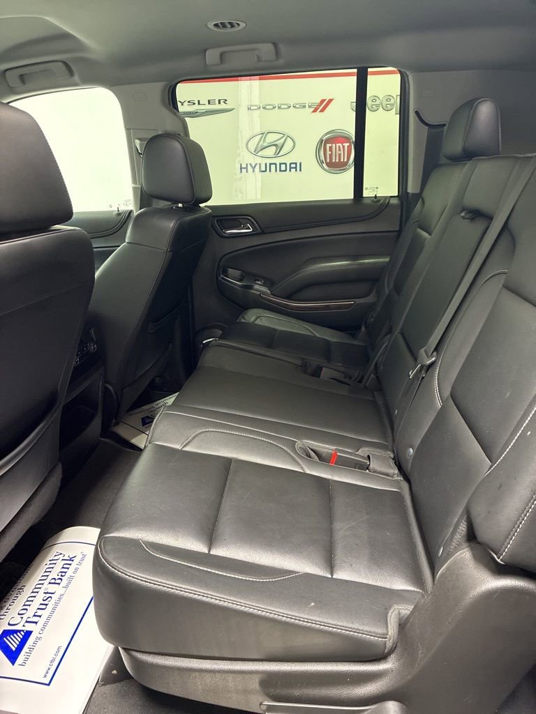 Used 2019 Chevrolet Suburban LT image 23