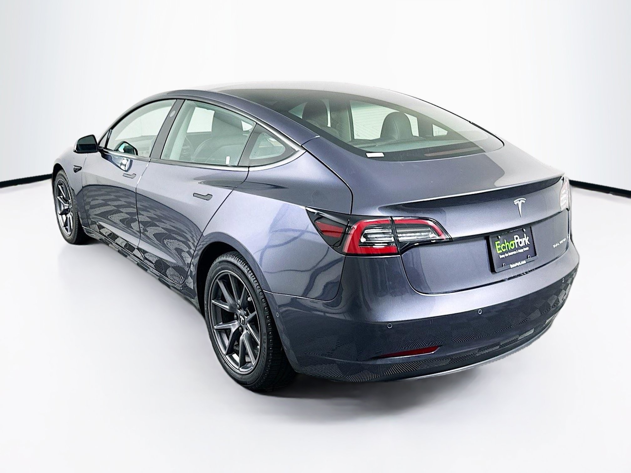 Used 2022 Tesla Model 3 Long Range AWD/4WD image 5
