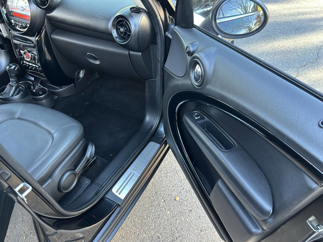 Used 2013 MINI Cooper Countryman Cooper 4dr Crossover image 37