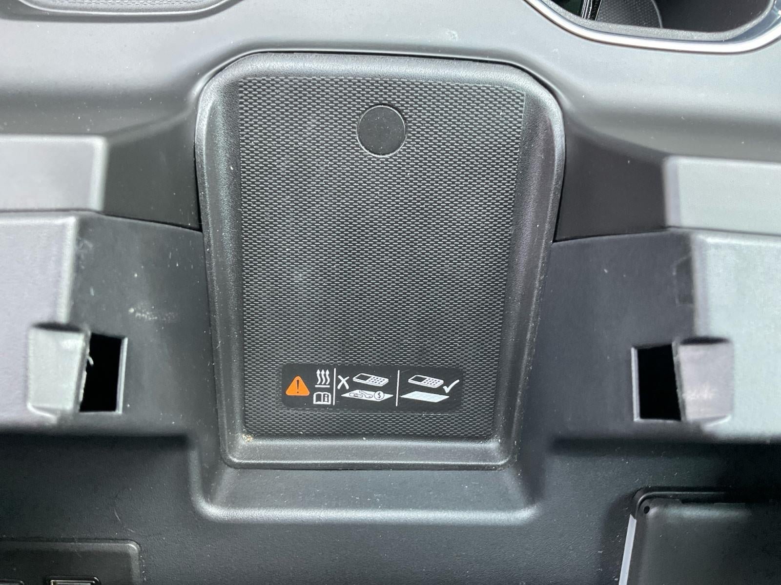 Used 2024 Chevrolet Silverado 1500 RST AWD/4WD image 16