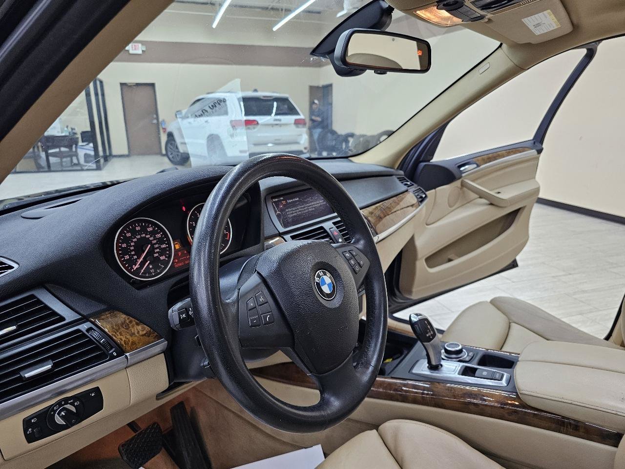 Used 2013 BMW X5 xDrive50i AWD/4WD image 18