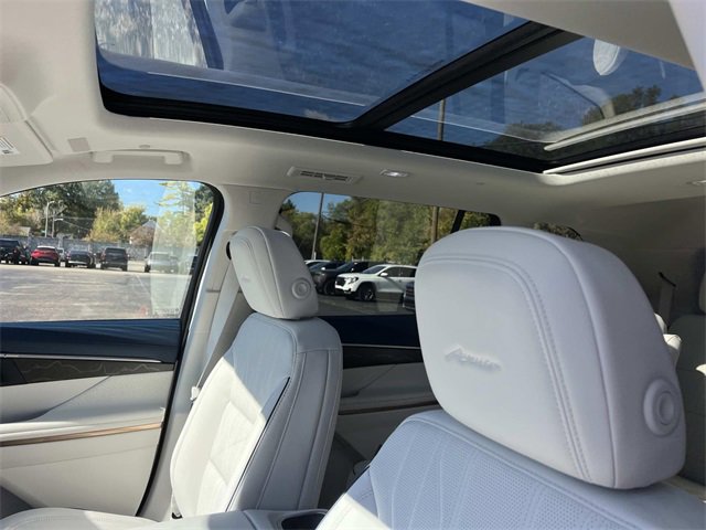 New 2026 Buick Enclave Avenir w/ Super Cruise Package image 22