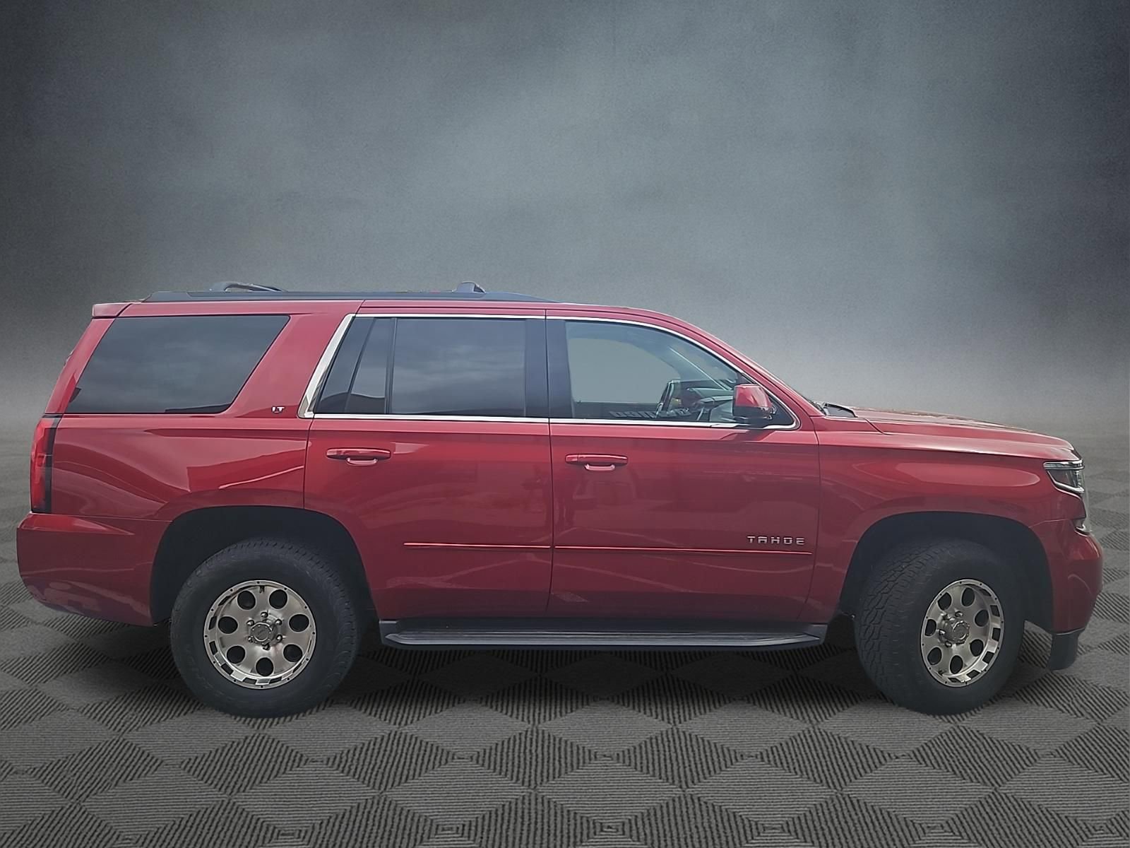 Used 2015 Chevrolet Tahoe LT image 3