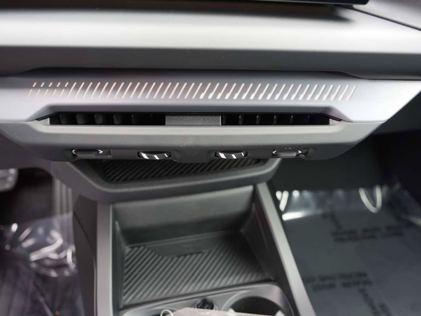 New 2026 BMW 228i xDrive AWD/4WD image 21