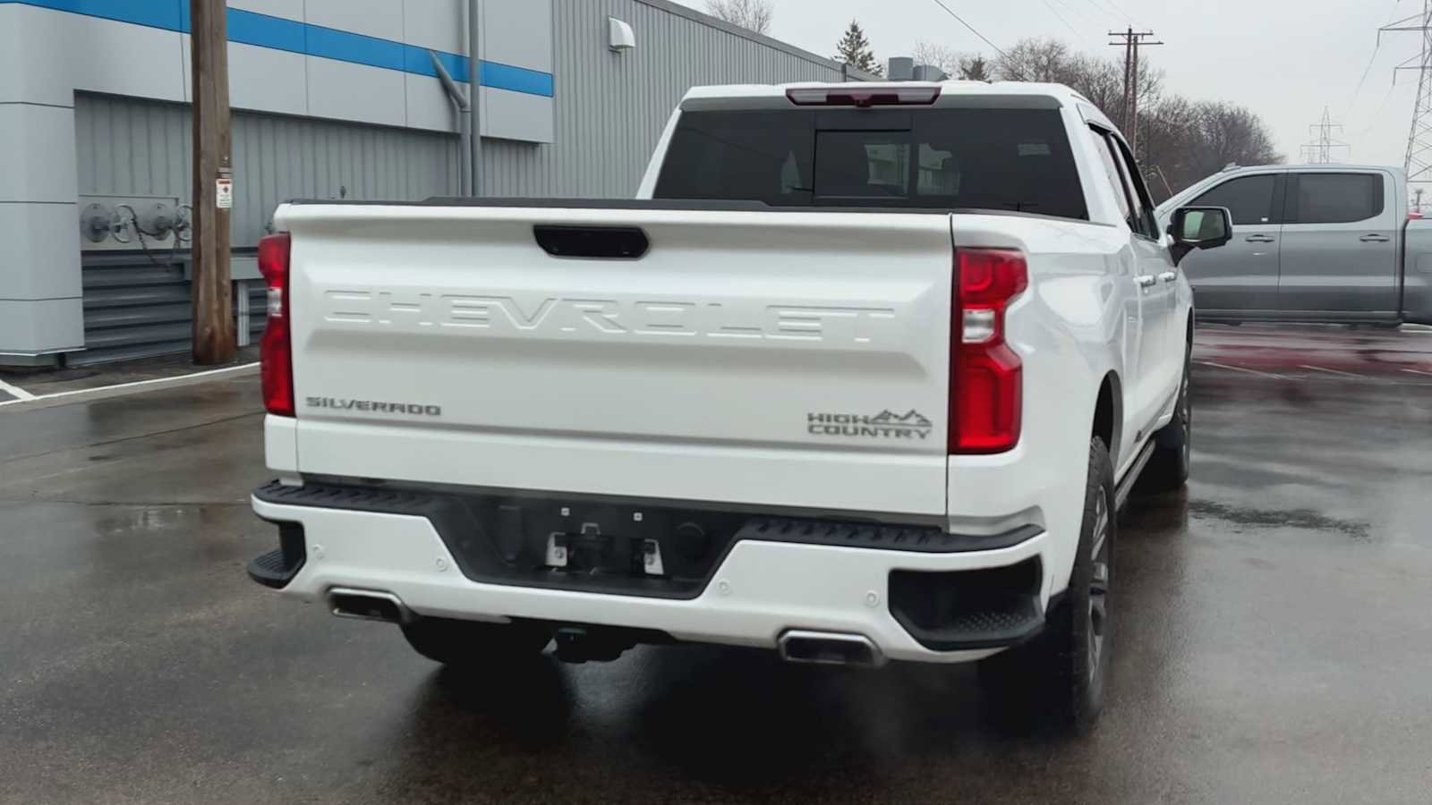 Certified 2022 Chevrolet Silverado 1500 High Country w/ Z71 Off-Road Package image 3