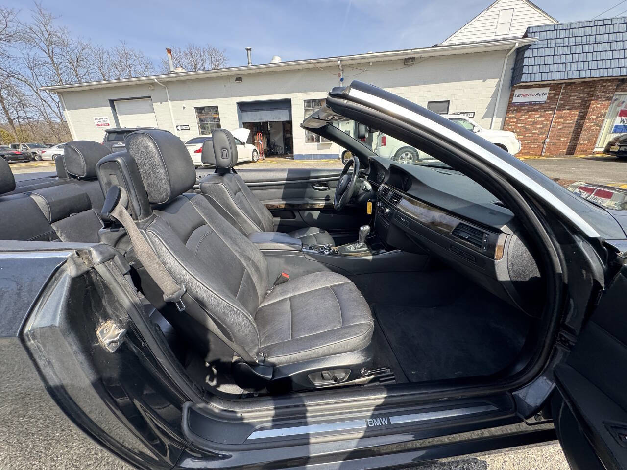 Used 2010 BMW 328i Convertible image 42