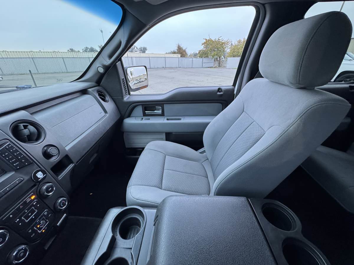 Used 2014 Ford F150 XLT w/ Equipment Group 302A Luxury image 34