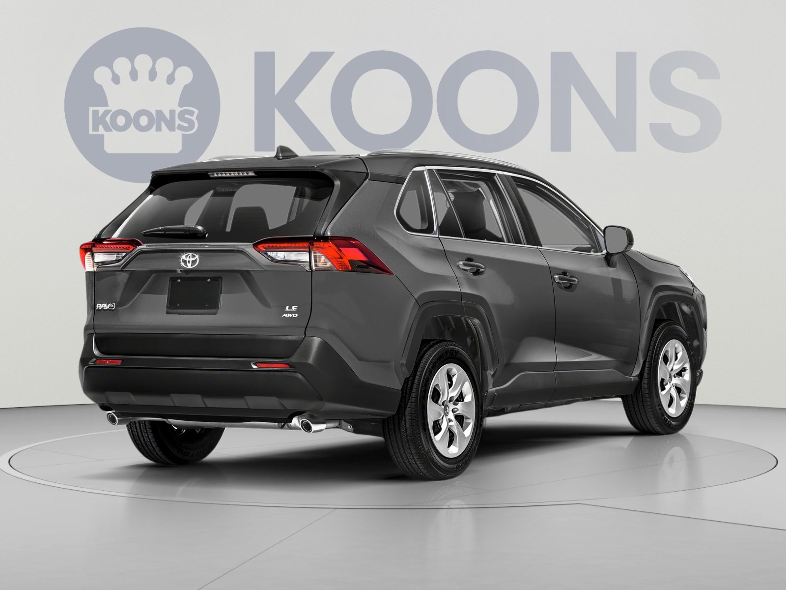 Used 2021 Toyota RAV4 LE FWD image 2