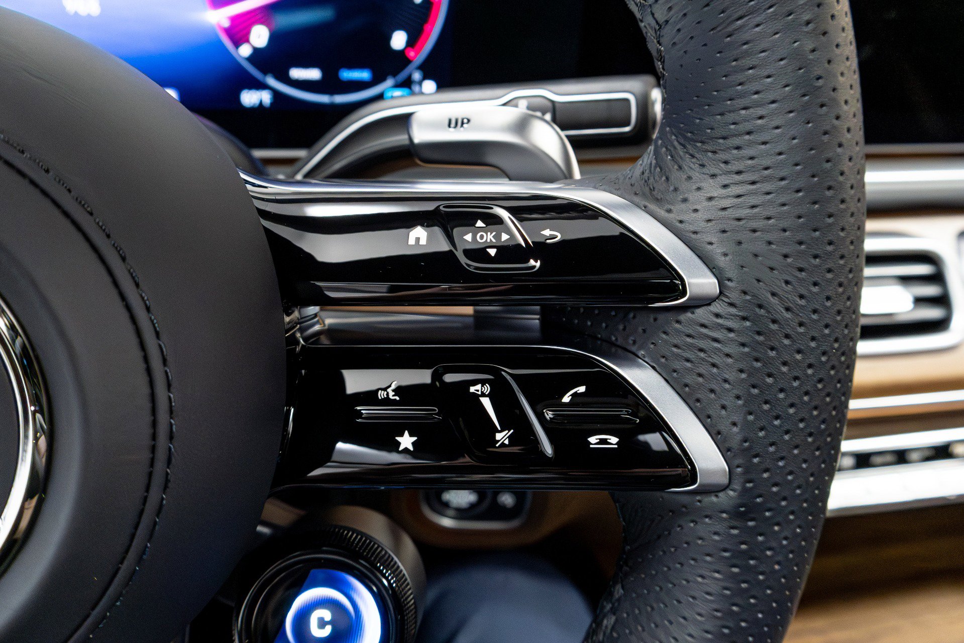 Used 2026 Mercedes-Benz GLS 63 AMG 4MATIC image 75