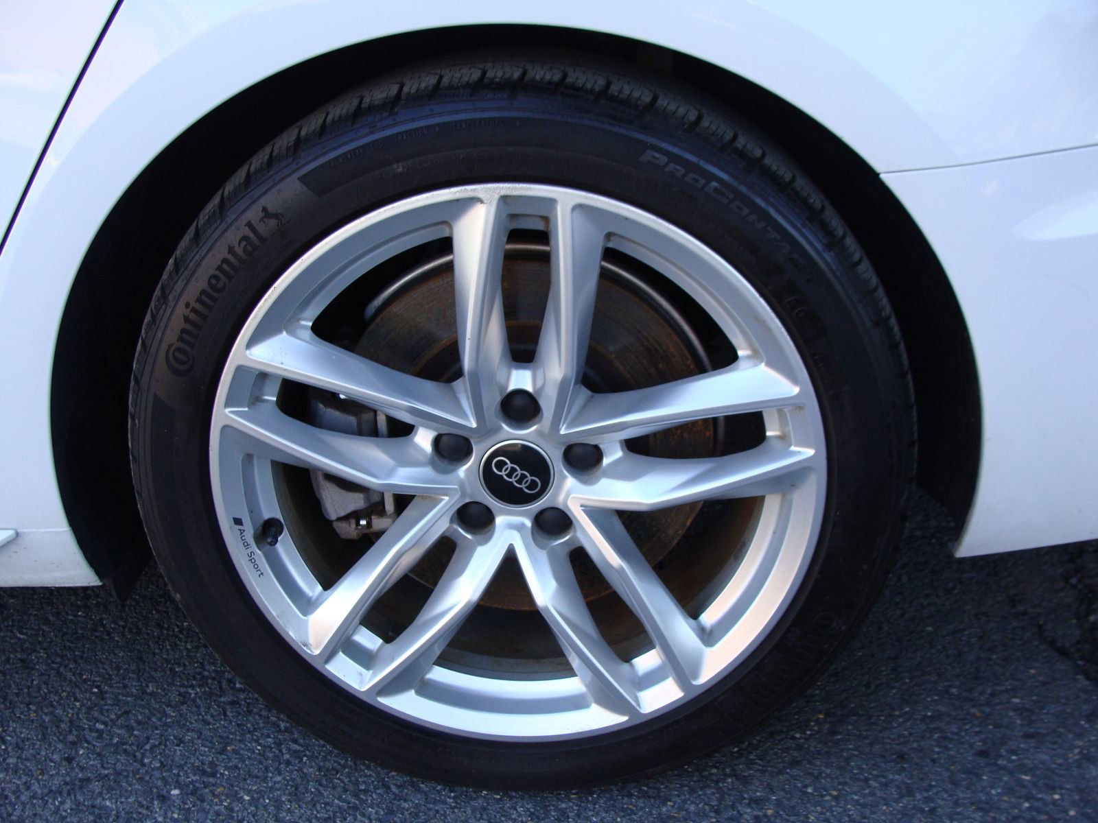 Used 2023 Audi A4 2.0T Premium w/ Convenience Package AWD/4WD image 39
