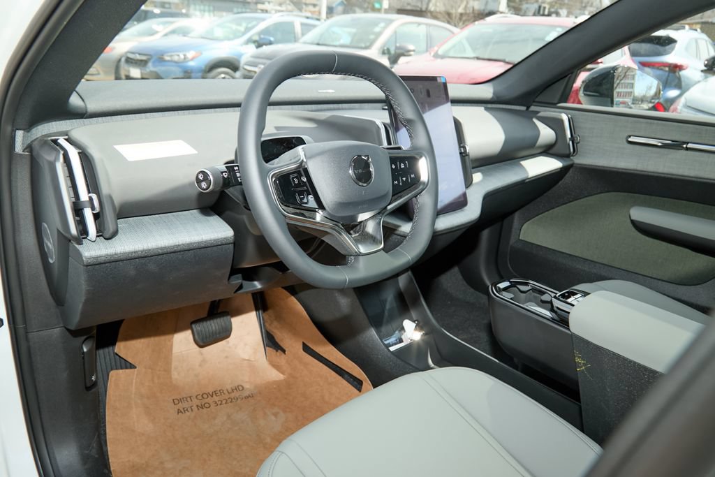 New 2026 Volvo EX30 Plus w/ Protection Package RWD image 13