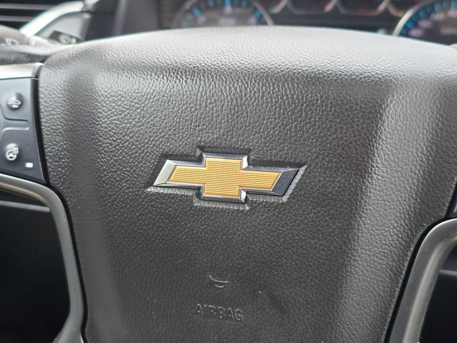 Used 2019 Chevrolet Suburban Premier w/ RST 6.2L Performance Edition image 32