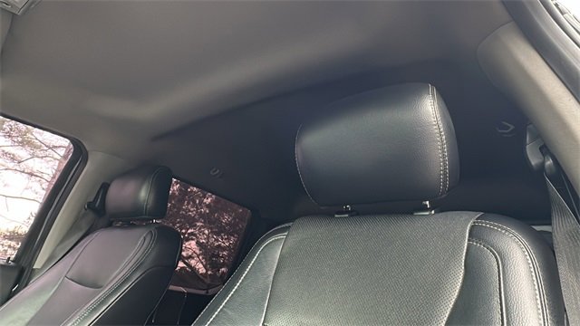 Used 2017 Ford F250 Lariat w/ Chrome Package image 31