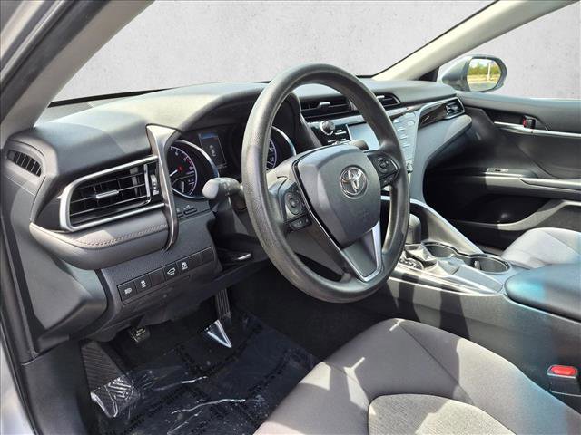 Used 2019 Toyota Camry LE FWD image 10