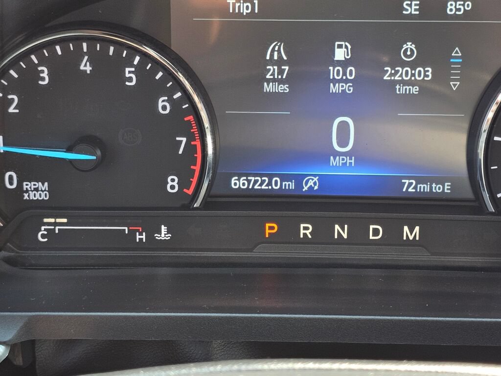 Used 2020 Ford Explorer XLT w/ Equipment Group 202A AWD/4WD image 30