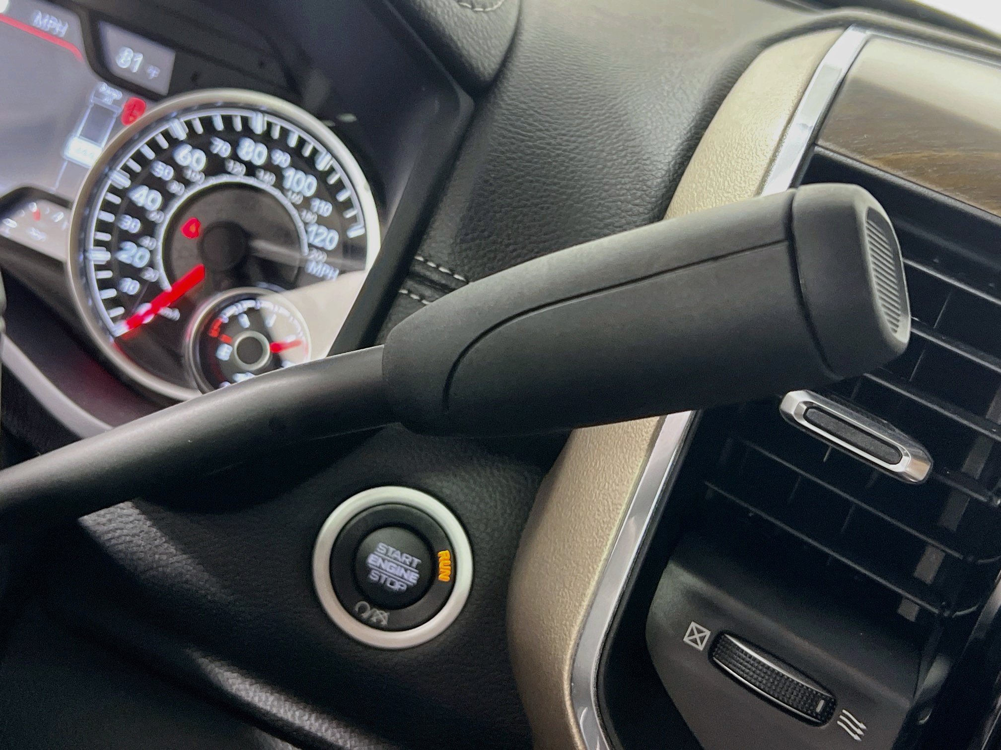 Used 2023 RAM 3500 Laramie AWD/4WD image 24