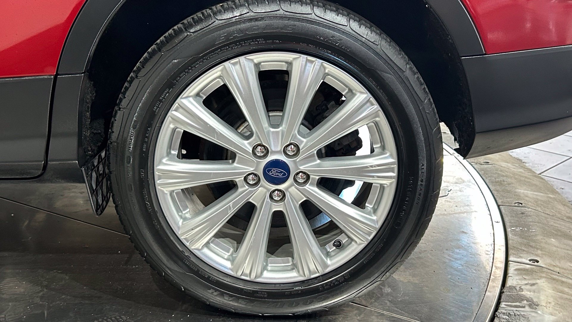 Used 2019 Ford Escape SEL AWD/4WD image 23
