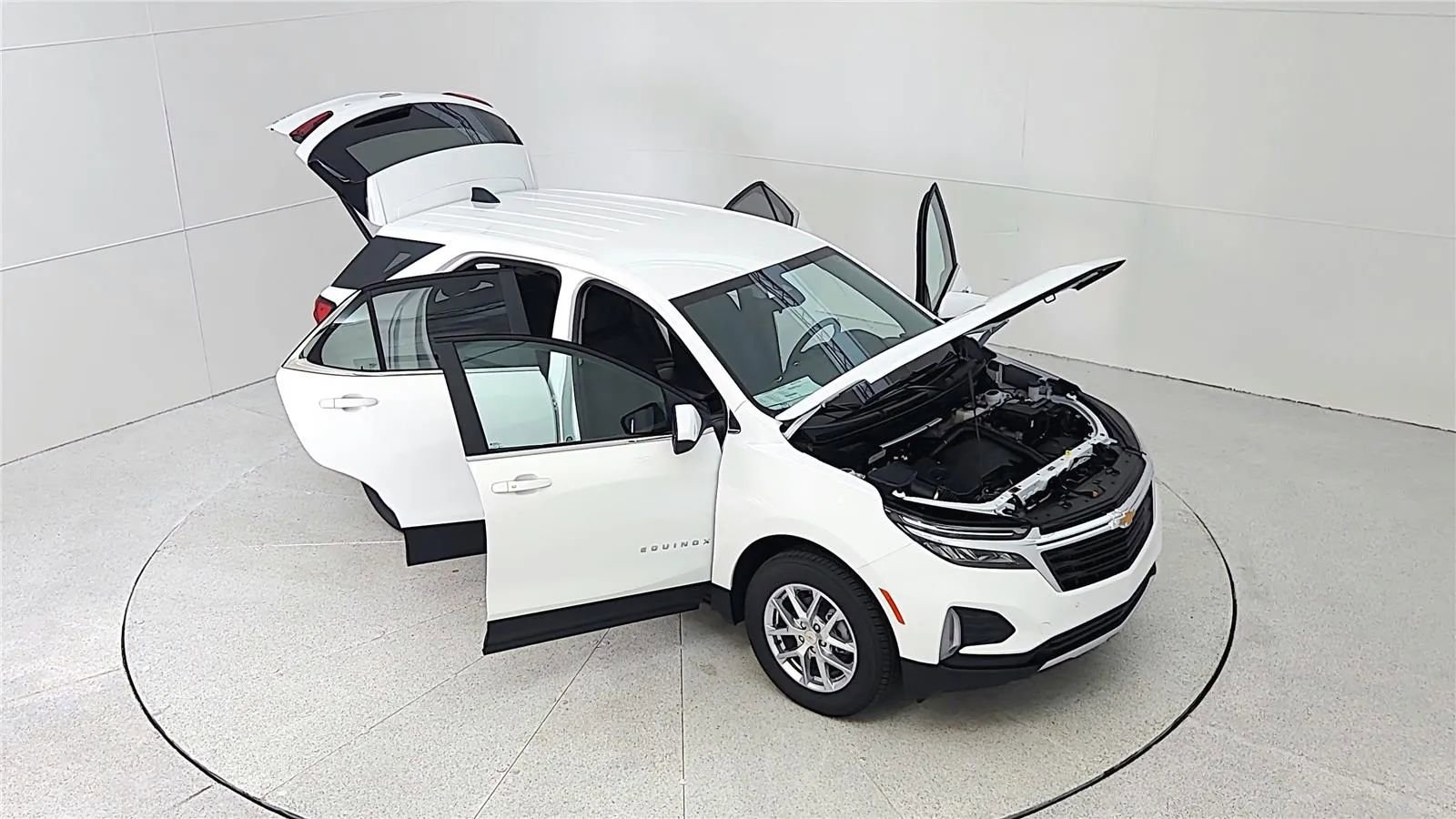 Used 2024 Chevrolet Equinox LT AWD/4WD image 48