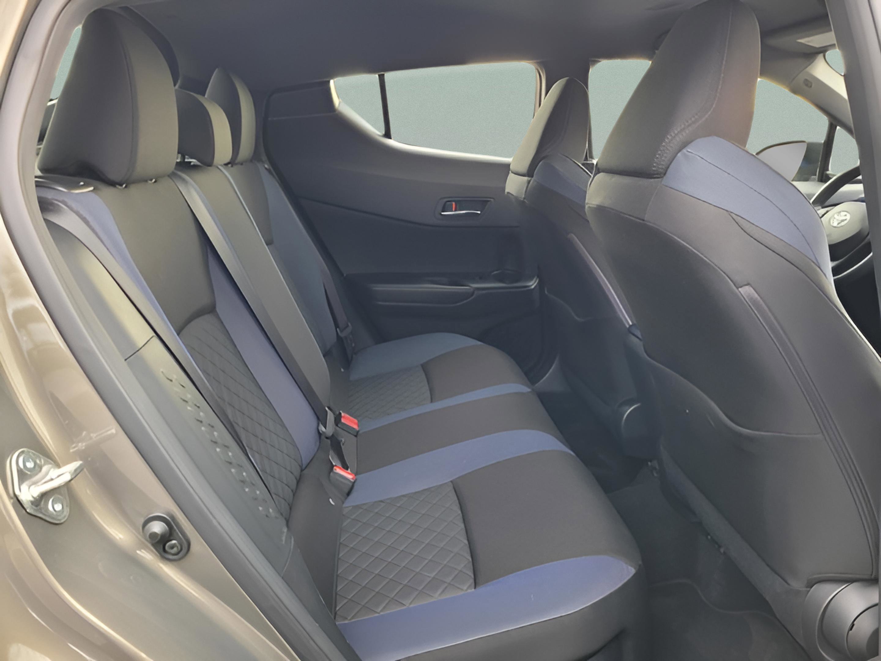 Certified 2021 Toyota C-HR XLE image 13