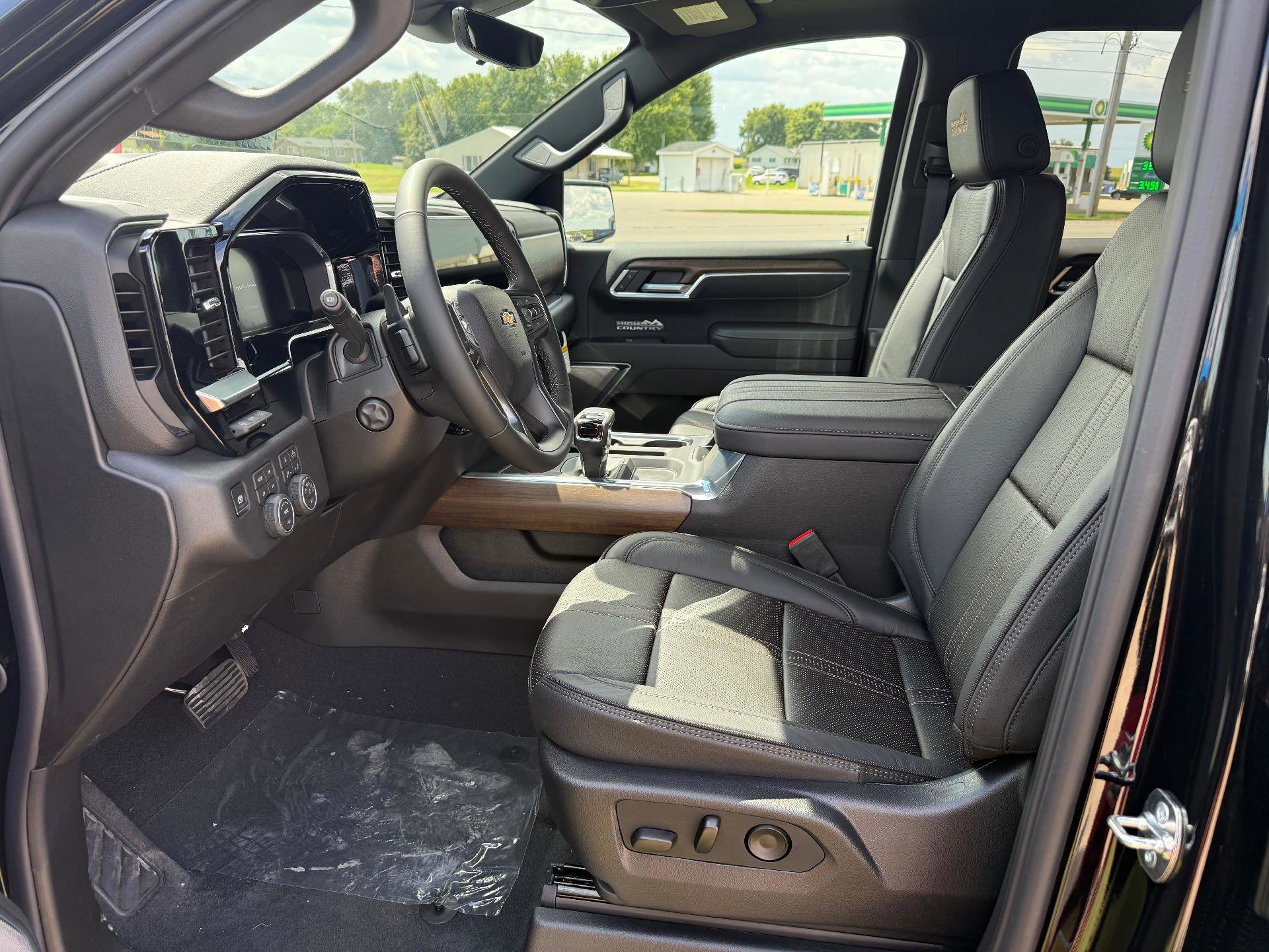 New 2026 Chevrolet Silverado 1500 High Country image 11
