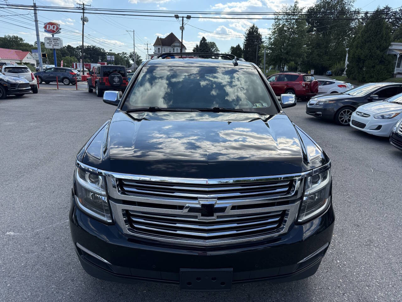 Used 2017 Chevrolet Suburban Premier image 36