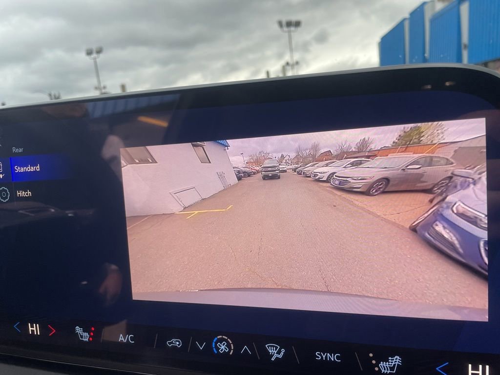 New 2026 Chevrolet Traverse LT image 31