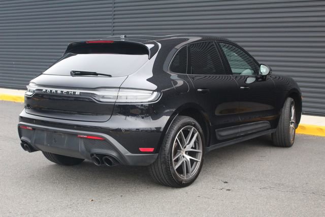 Certified 2023 Porsche Macan Base image 8
