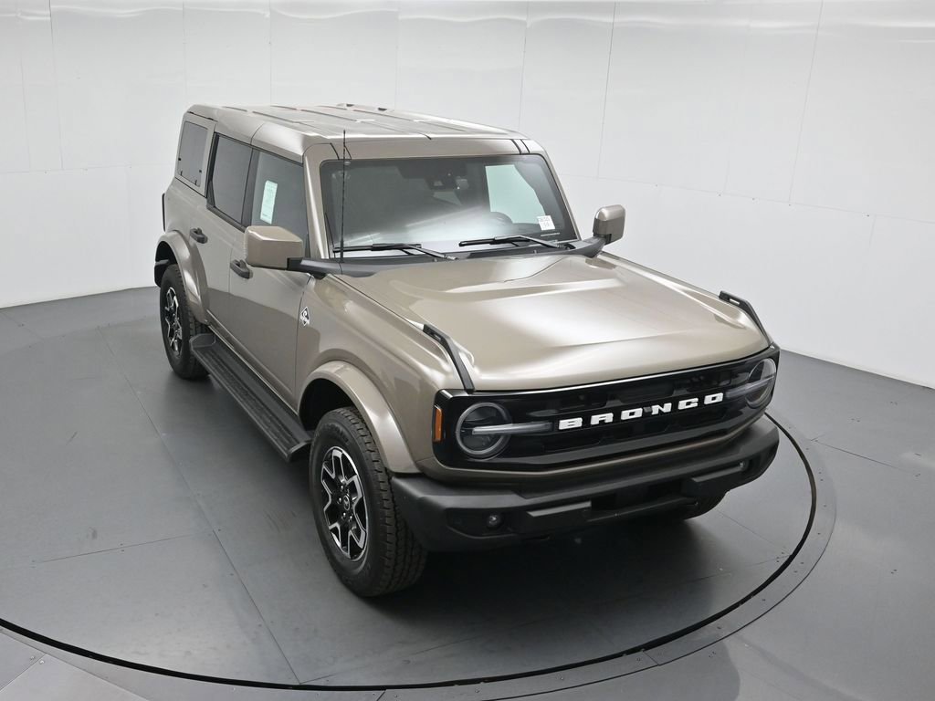 New 2026 Ford Bronco Outer Banks image 33