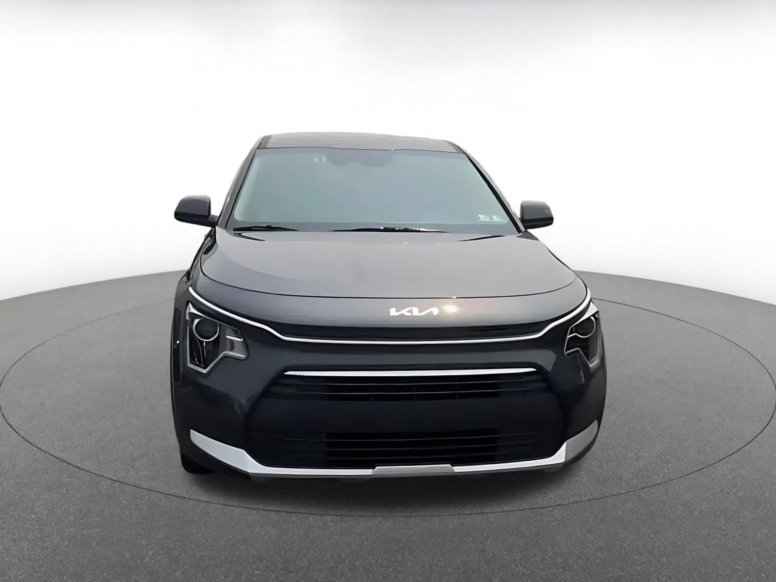 Used 2026 Kia Niro LX FWD image 5