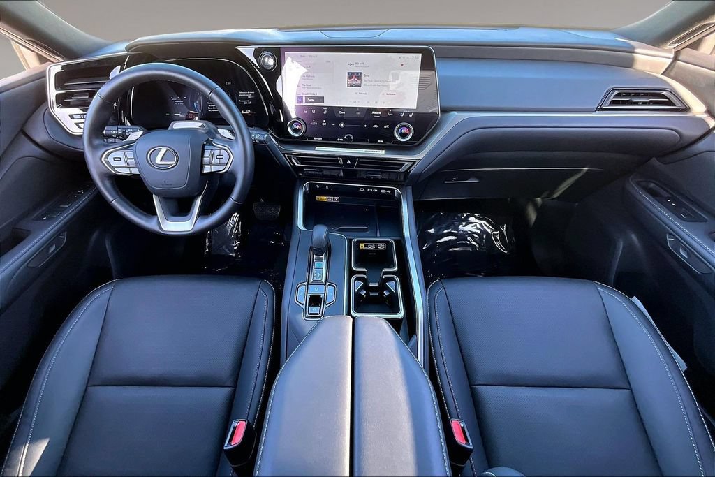 Used 2024 Lexus TX 350 FWD w/ Captains Chair Package image 7