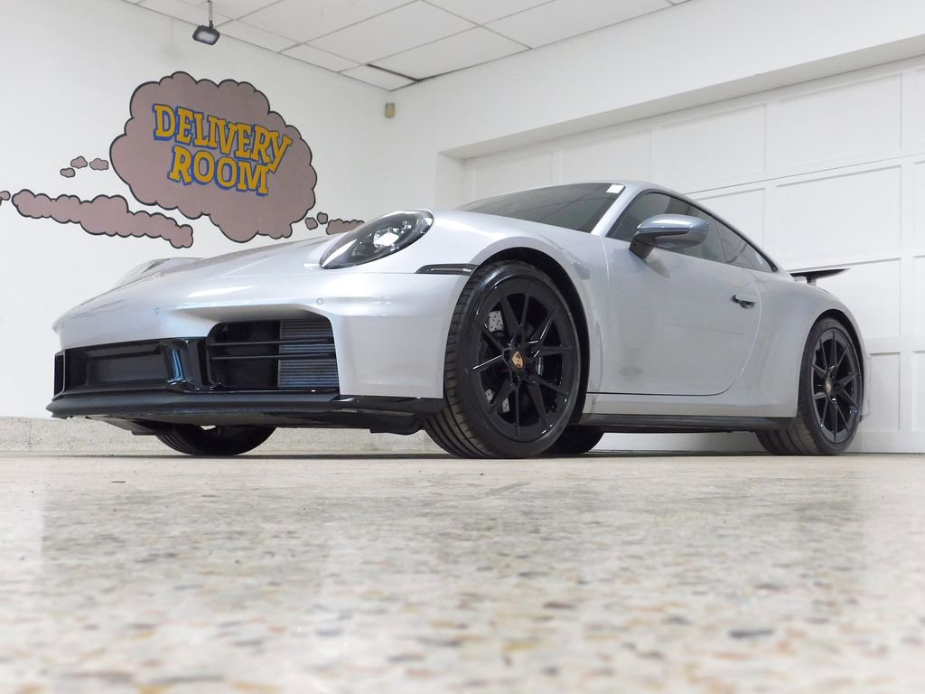 Used 2025 Porsche 911 Carrera T image 7