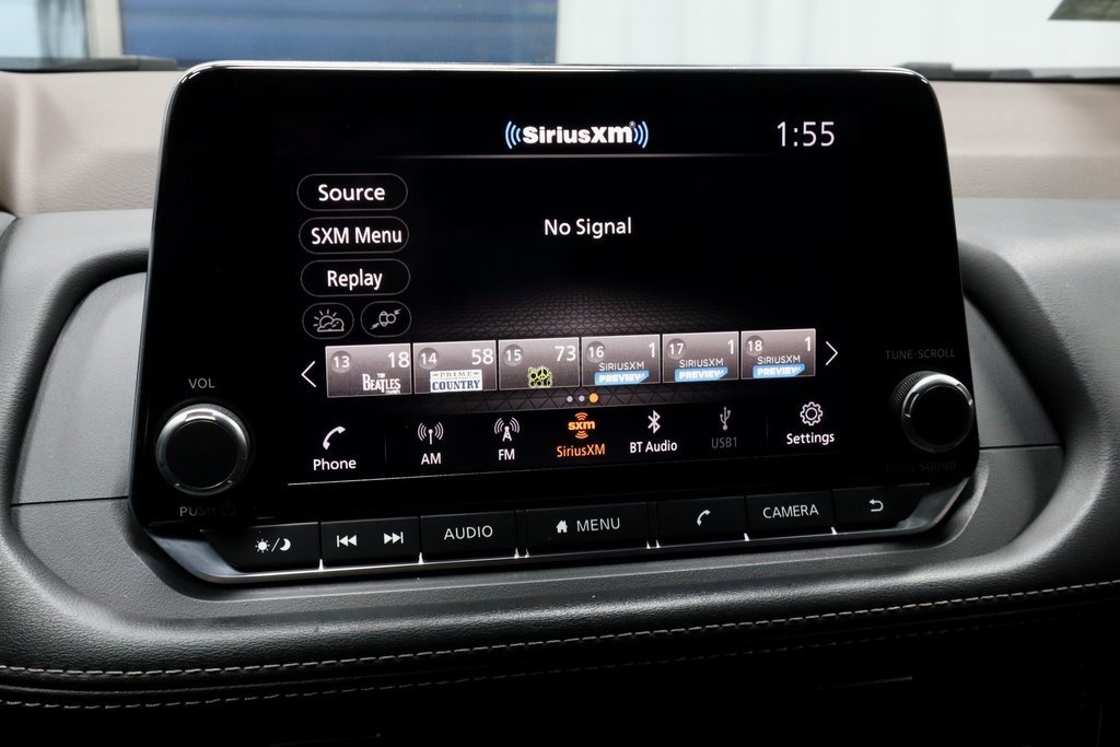 Certified 2022 Nissan Rogue SV image 3