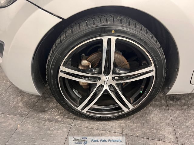 Used 2013 Hyundai Elantra GLS FWD image 19